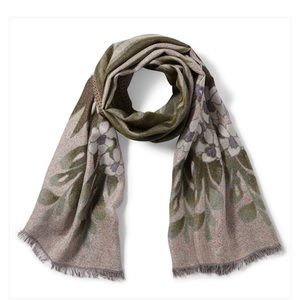 NWT - The Metropolitan Museum of Art Scarf